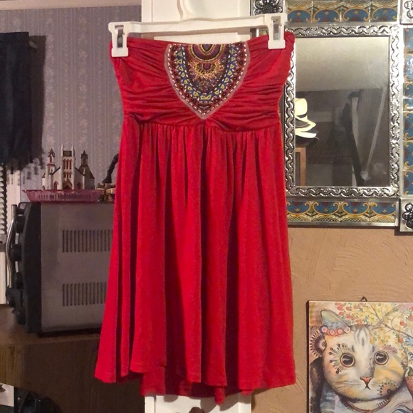 Double Zero Tops - Y2K era red beaded strapless bohemian top